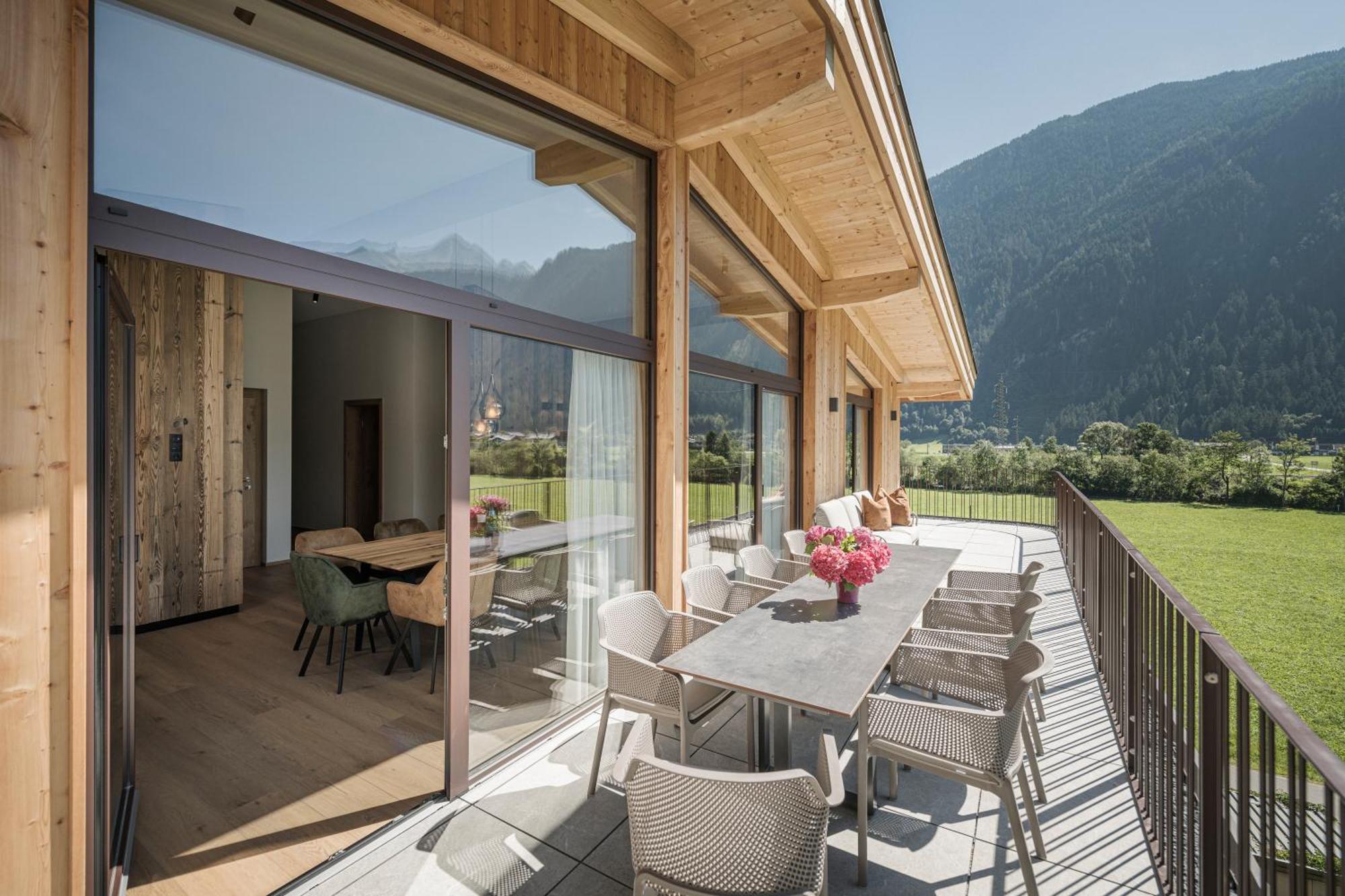Resort Schrofenblick Mayrhofen Room photo