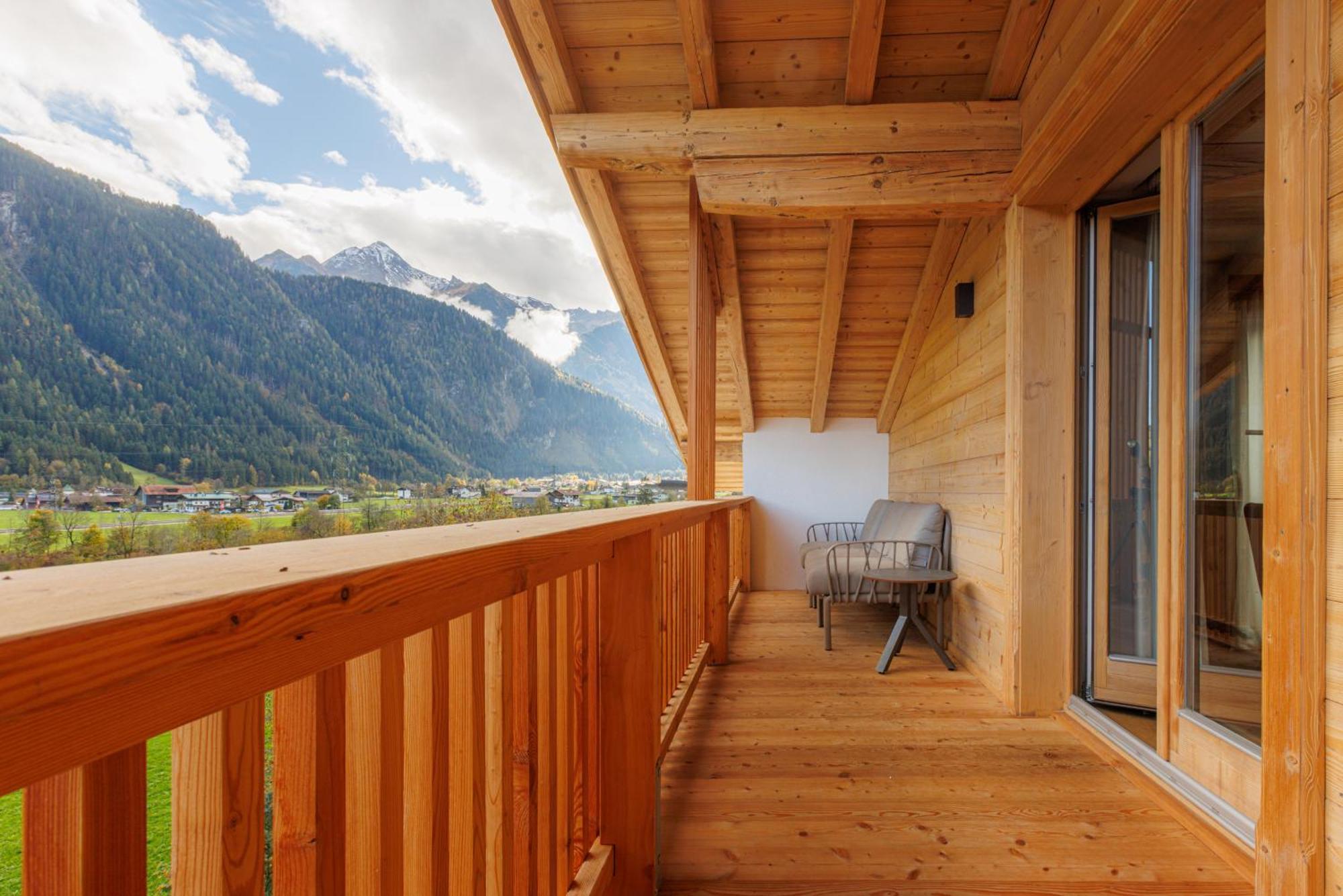 Resort Schrofenblick Mayrhofen Room photo